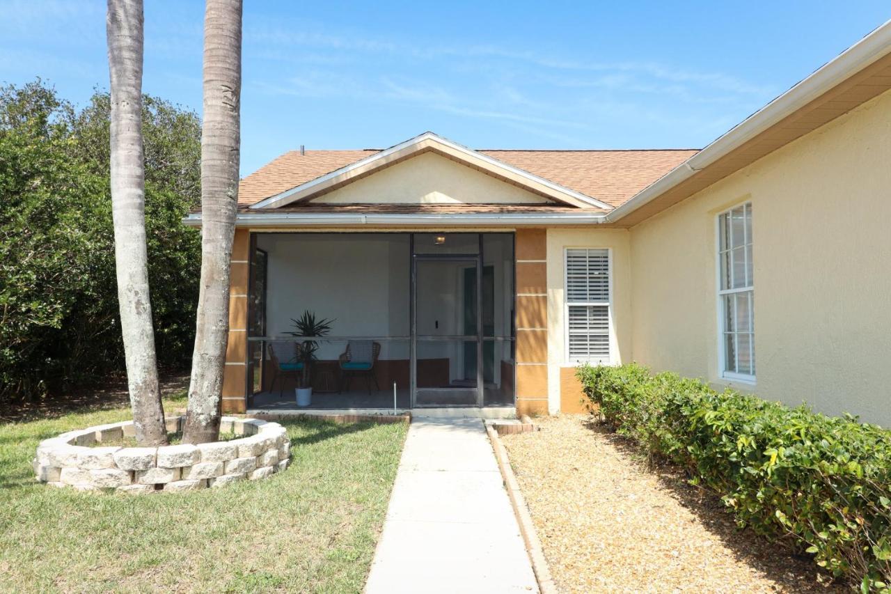 Lilys Stylish Villa Close To Disney Ideal For Long Stays Орландо Екстер'єр фото